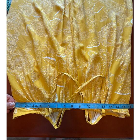 🌼 Gap Yellow Floral Cami Midi Dress – Size Large, Adjustable Straps ✨ - Picture 5 of 6